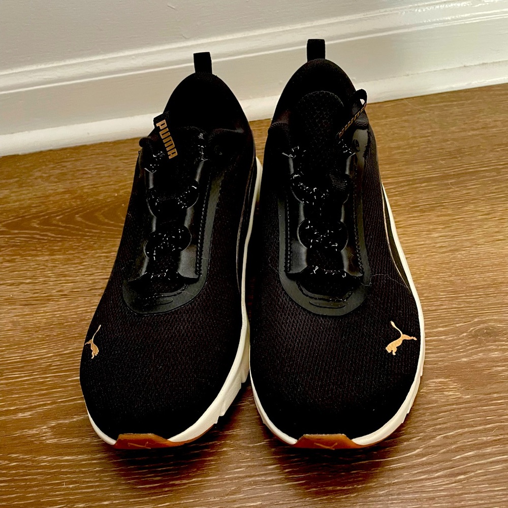Black Puma Trainers (size 10)